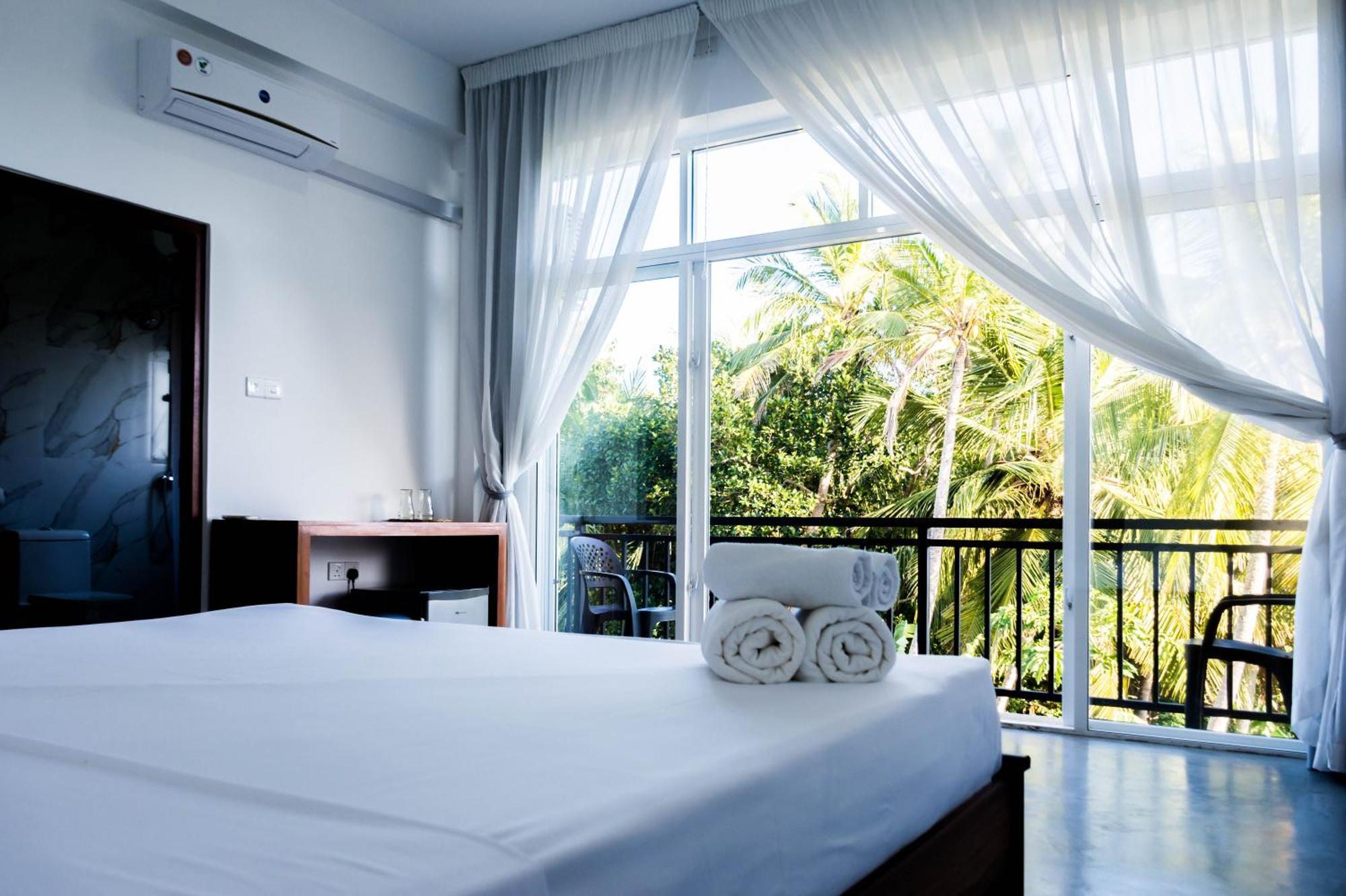 Zodiak Hotel Tangalle Luaran gambar